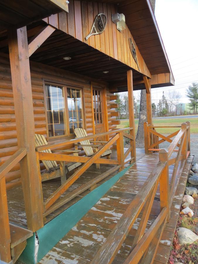 Nine Pine Cottage Miramichi Exterior photo